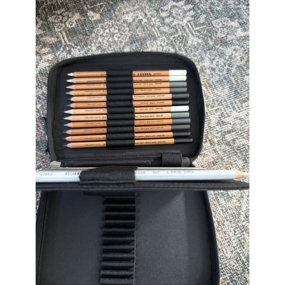 12 Rembrandt Lyra & 12 KOH-I-NOOR Polycolor Grey Line Artist's Coloured Pencils